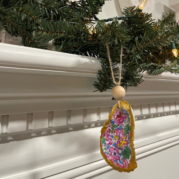Lilly Pulitzer Other - Handpicked With Love oyster ornament